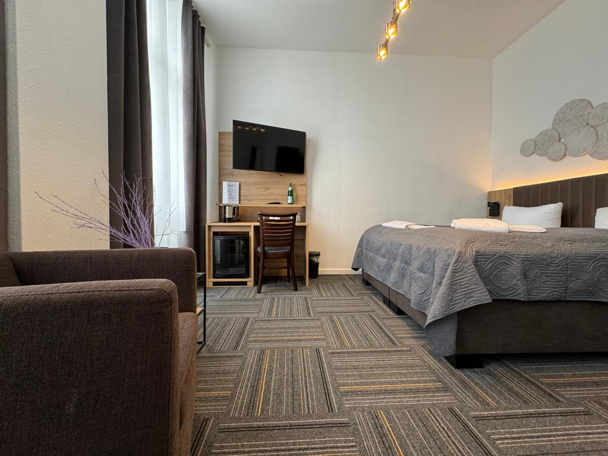 Hotel Bregenz Берлин Екстериор снимка