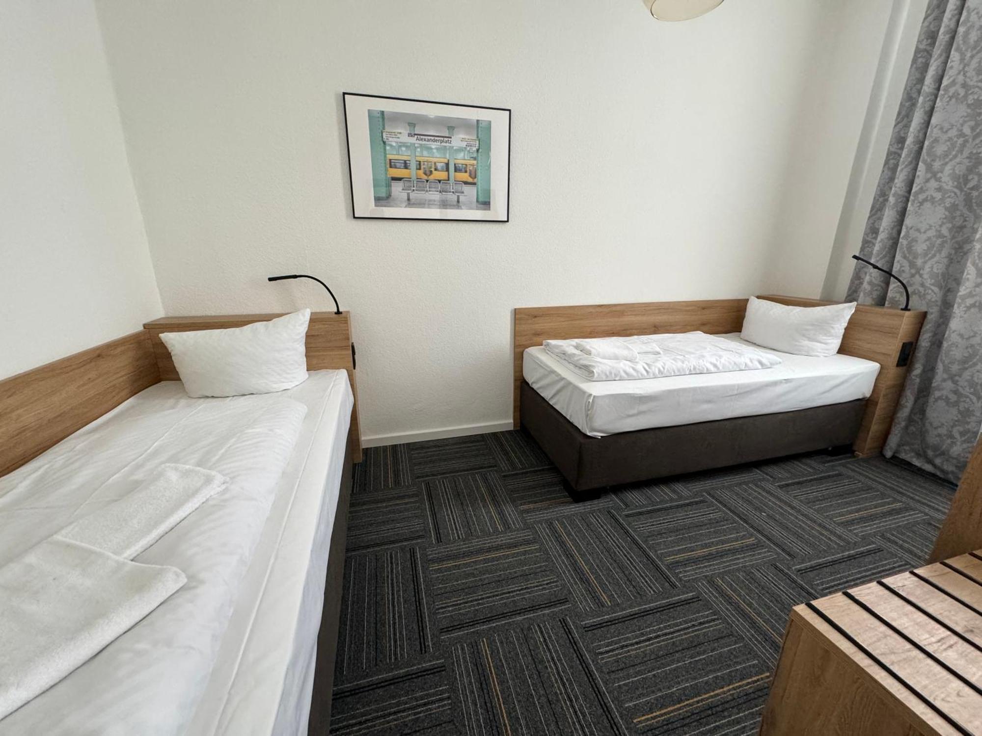 Hotel Bregenz Берлин Екстериор снимка